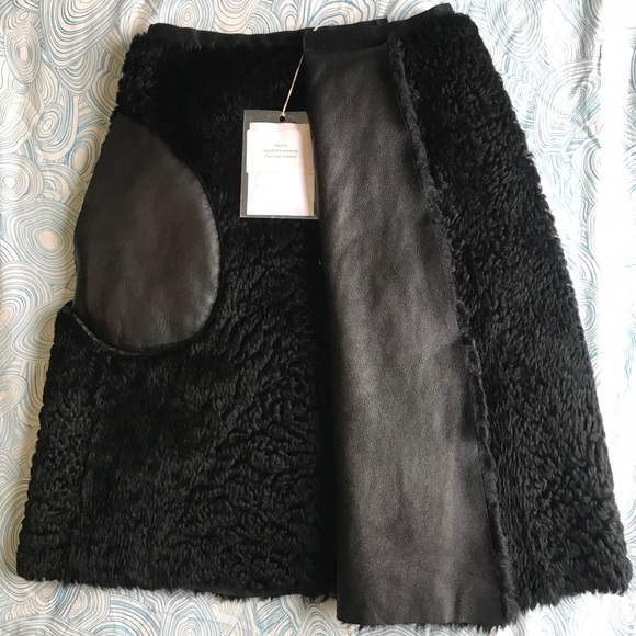 Acne leather and Icelandic shearling wrap skirt - Picture 4 of 5